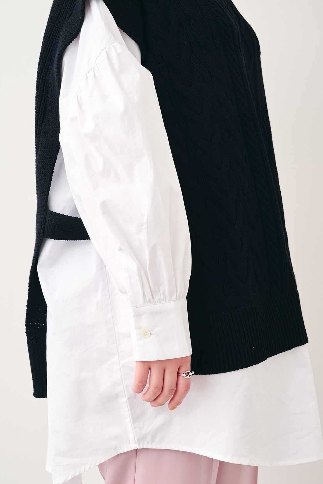 MEDE19F|MEDE19F　アラン編みニットベストのドッキングシャツトップス〈ブラック〉