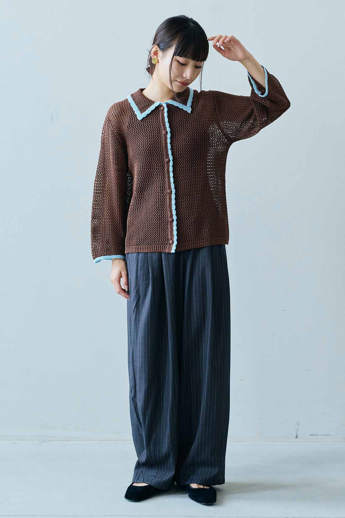 MEDE19F|MEDE19F　バレルシルエット ストライプパンツ〈グレー〉|モデル身長：158cm　着用サイズ：M