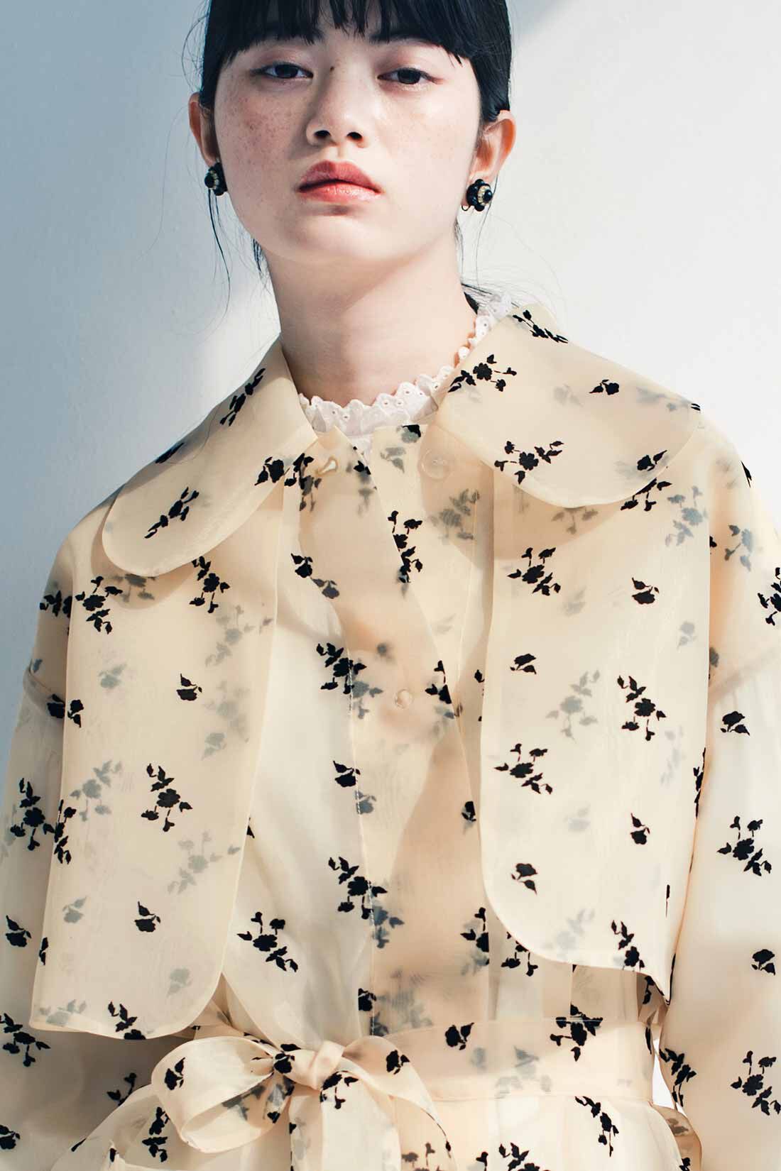 MEDE19F [メデ・ジュウキュウ]|MEDE19F　Boutique 888さんコラボ オーガンジー素材のフロッキープリントコート〈ベージュ〉