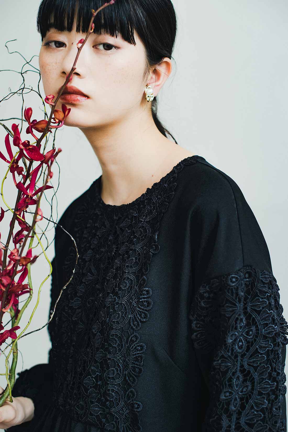MEDE19F|MEDE19F レースを重ねたワンピース〈ブラック〉