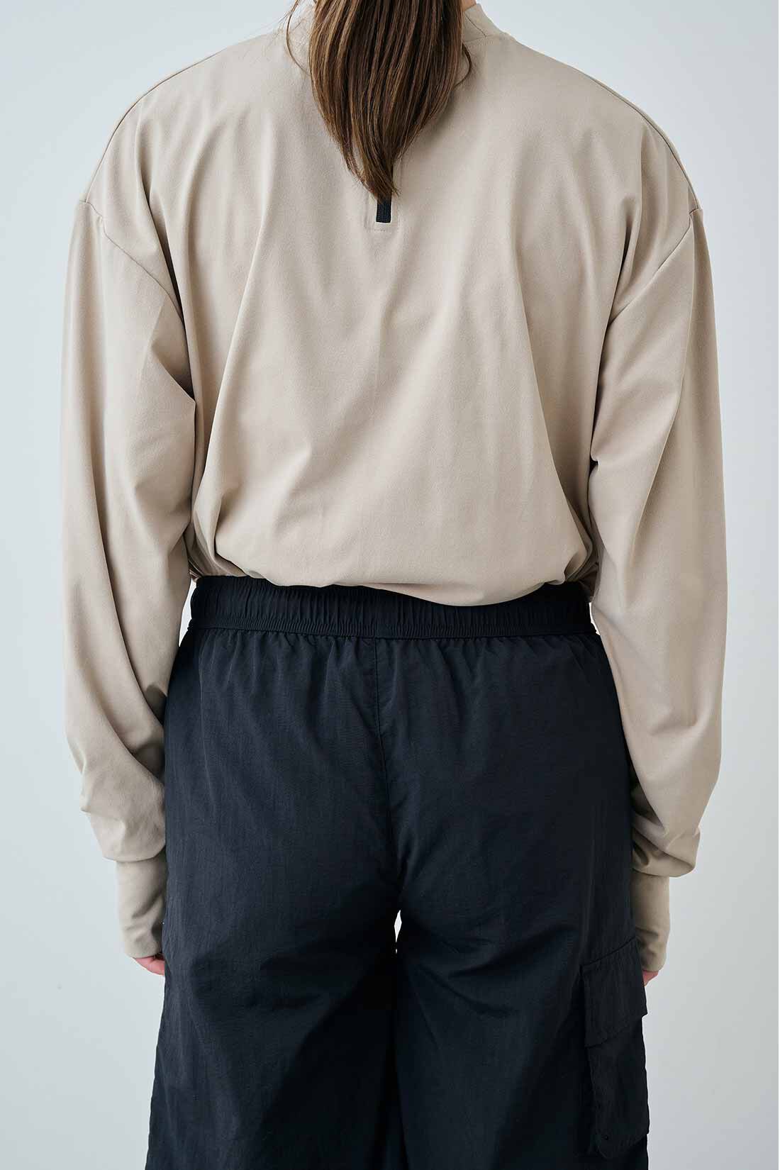 MEDE19F|MEDE19F　水辺でもつかえるナイロンカーゴショーツ〈ブラック〉