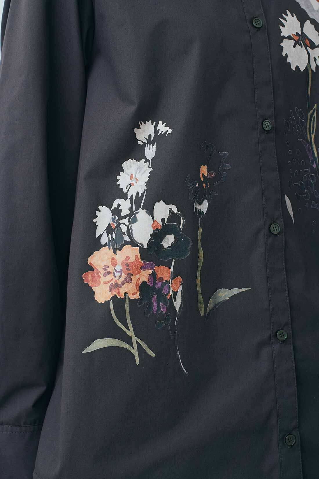 MEDE19F|MEDE19F　ミュルーズモダン〈「ミュルーズ染織美術館」アーカイブコレクション〉フラワーモチーフプリントシャツ〈チャコールグレー〉