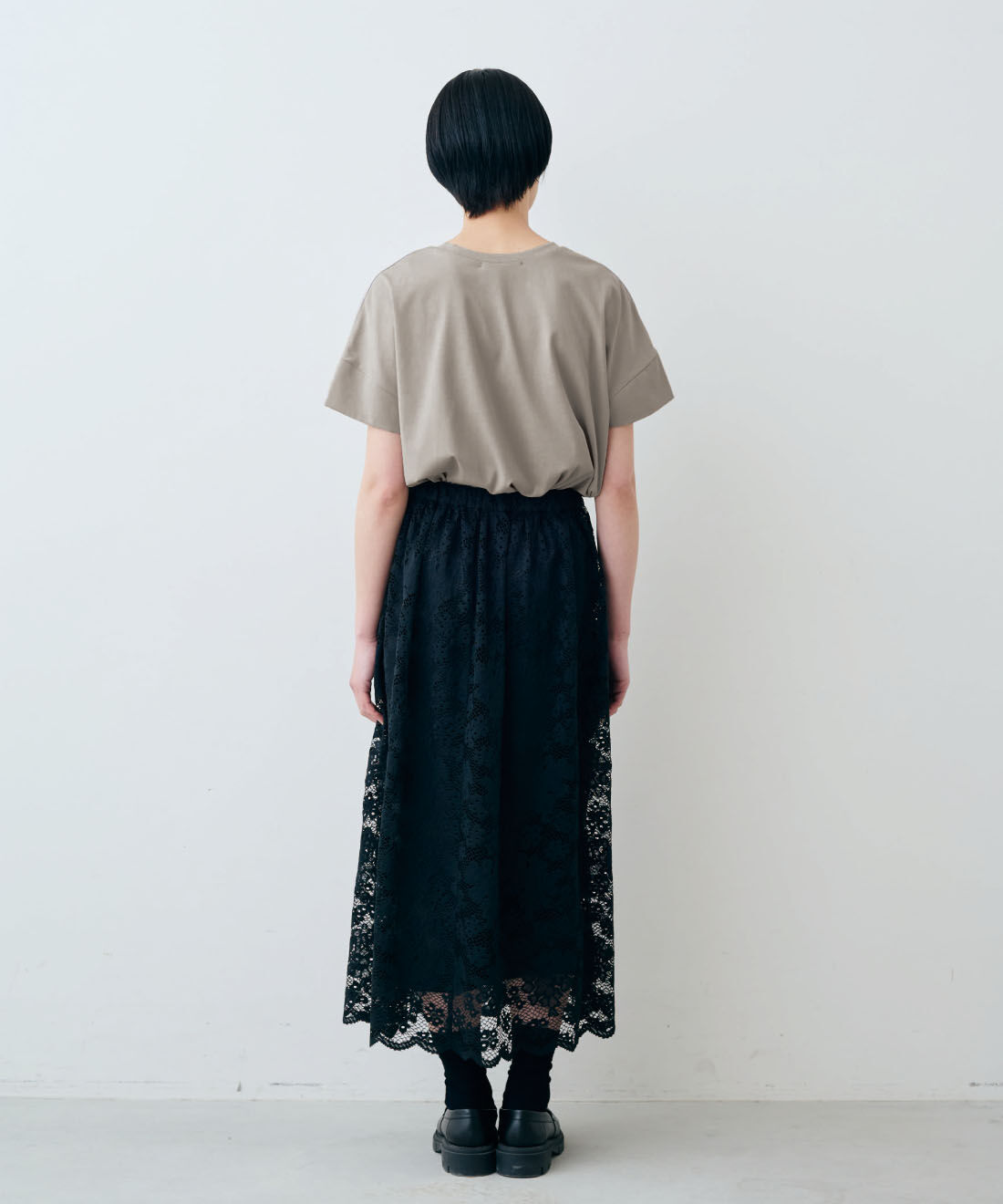 THREE FIFTY STANDARD|THREE FIFTY STANDARD　汗じみ軽減加工のダブルスリーブTシャツの会|モデル身長：163cm　着用サイズ：M