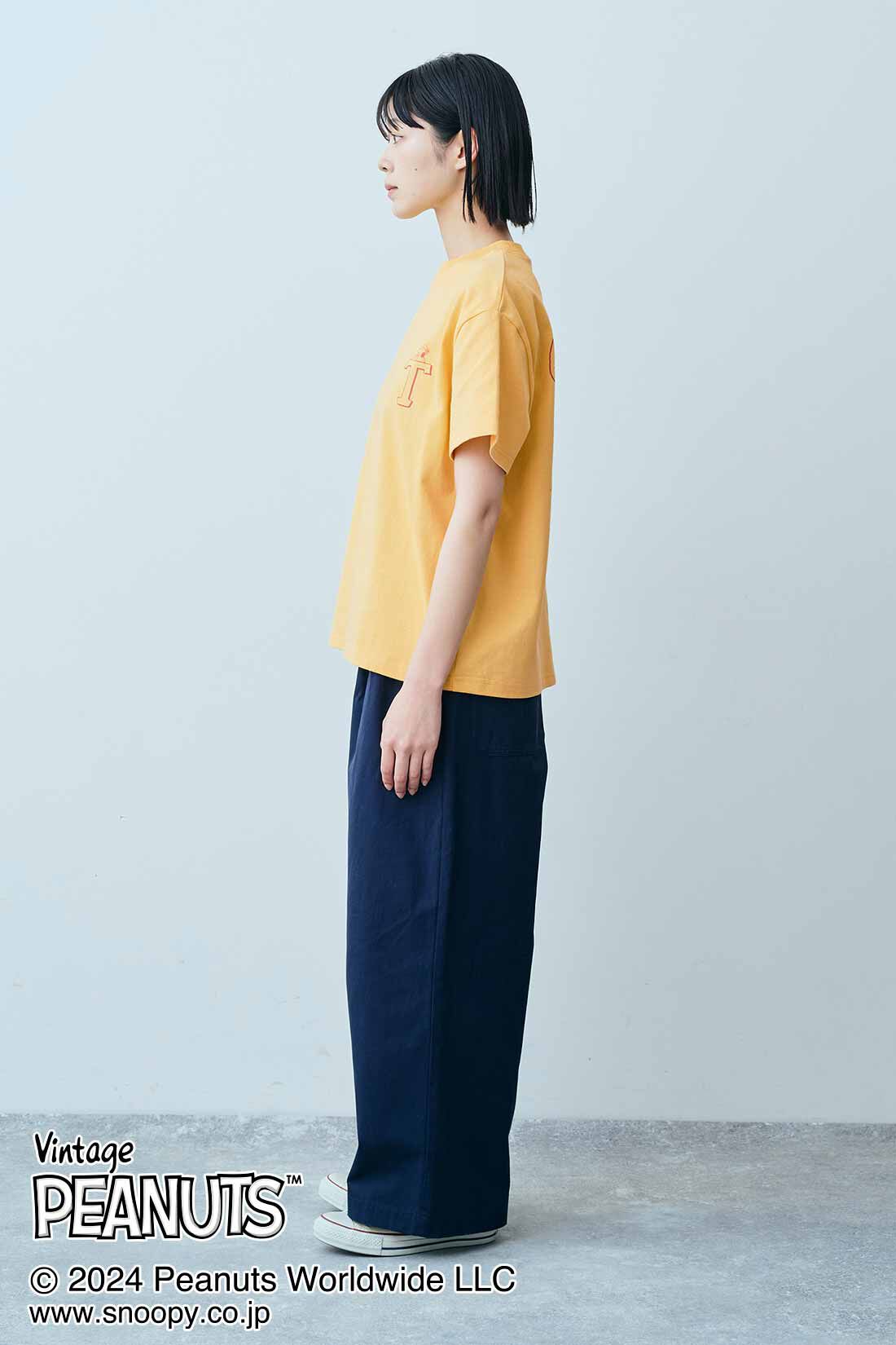 THREE FIFTY STANDARD|PEANUTS〈スヌーピー＆フレンズ〉ロゴプリントＴシャツのコーディネート|モデル身長：163cm 着用サイズ：M