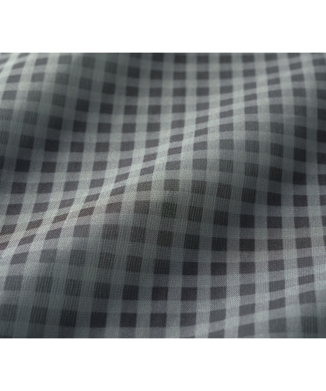 THREE FIFTY STANDARD|THREE FIFTY STANDARD　モノトーンチェックのフレアースカート〈ブラック×グレー〉|無地見えして着まわしやすい、細かいギンガムチェック。グレー基調のシックな配色です。