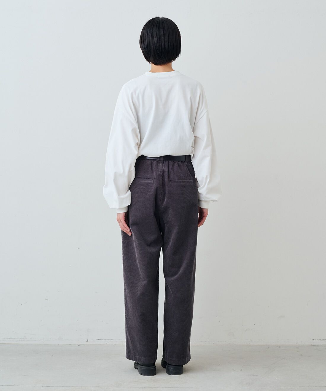 THREE FIFTY STANDARD［スリーフィフティースタンダード］|吸水速乾長袖Ｔシャツ　ＴＦＳのコーディネート|モデル身長：163cm 着用サイズ：M