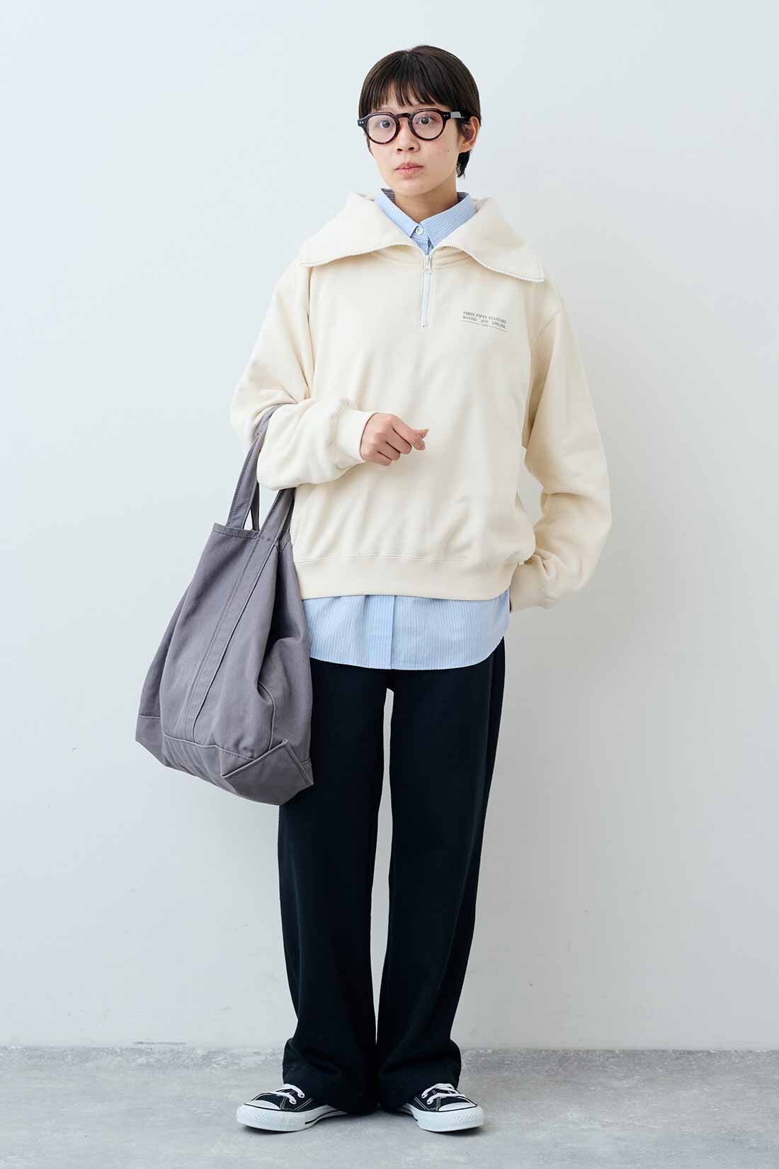 THREE FIFTY STANDARD|小谷 実由さんと作った ストライプのシャツ〈ブルー〉と裏起毛カットソーパンツの会のコーディネート|モデル身長：163cm 着用サイズ：M