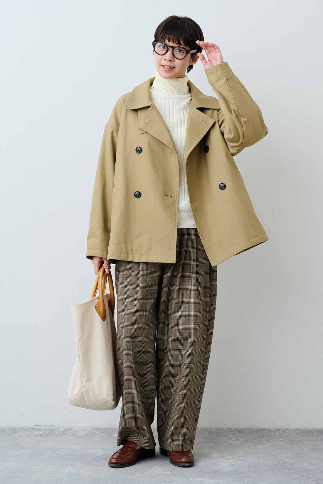THREE FIFTY STANDARD［スリーフィフティースタンダード］|THREE FIFTY STANDARD　フロントダブルの裏ボアコート〈カーキ〉|モデル身長：163cm　着用サイズ：M