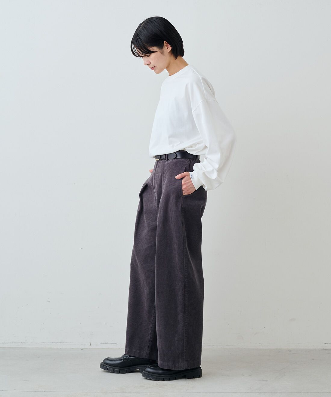 THREE FIFTY STANDARD［スリーフィフティースタンダード］|吸水速乾長袖Ｔシャツ　ＴＦＳのコーディネート|モデル身長：163cm 着用サイズ：M