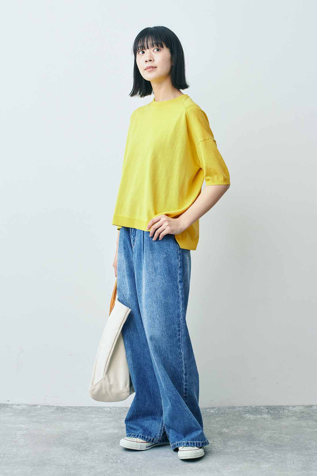 THREE FIFTY STANDARD|THREE FIFTY STANDARD タックバギーデニムパンツ|モデル身長：163cm 着用サイズ：M