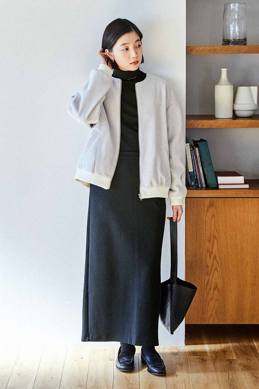 THREE FIFTY STANDARD［スリーフィフティースタンダード］|金子敦子さんと作った ノーカラーブルゾン〈ライトグレー〉のコーディネート