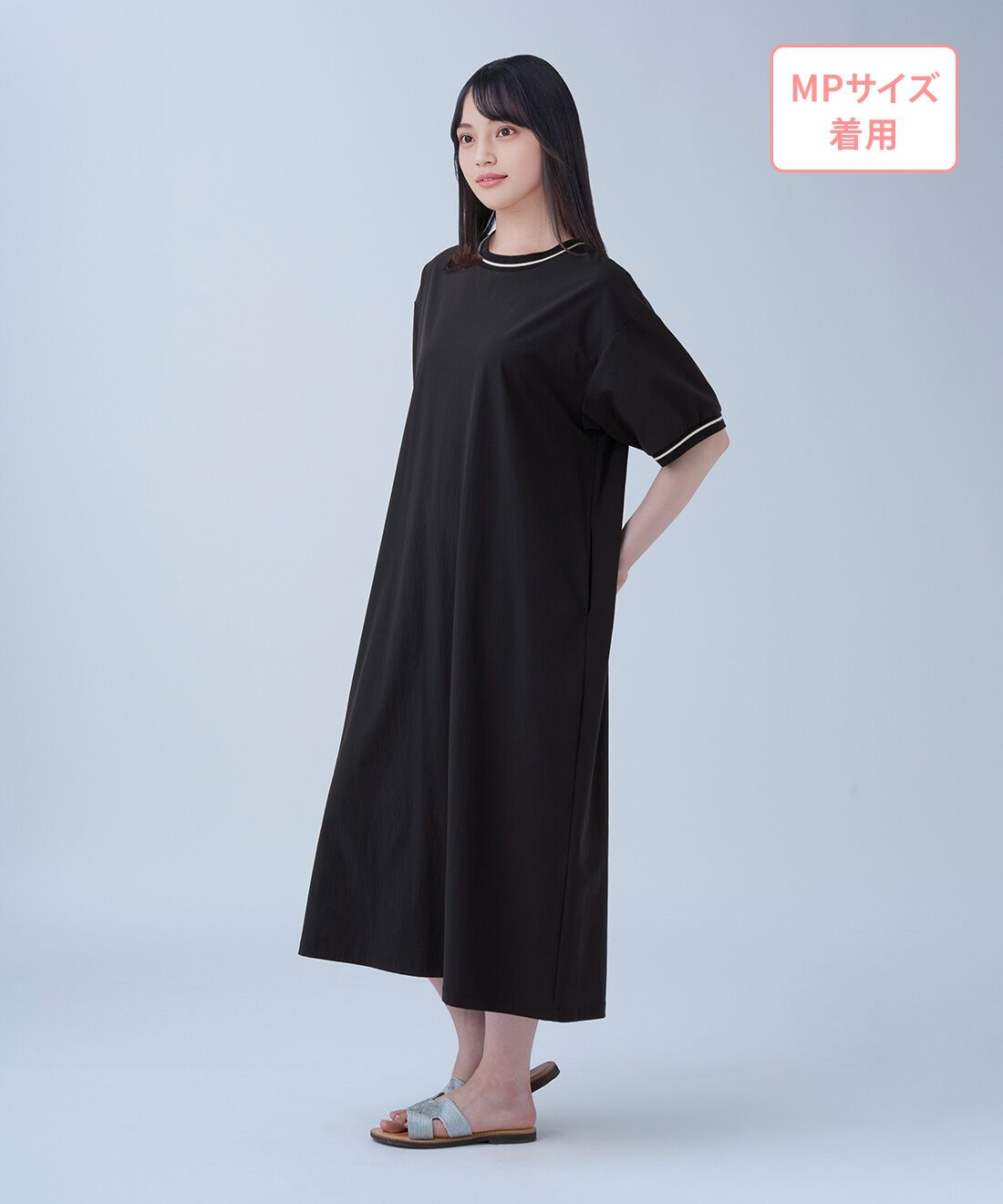 THREE FIFTY STANDARD|THREE FIFTY STANDARD　さらっとした着心地のラインリブワンピース〈ネイビー〉|モデル身長：152cm　着用サイズ：MP
