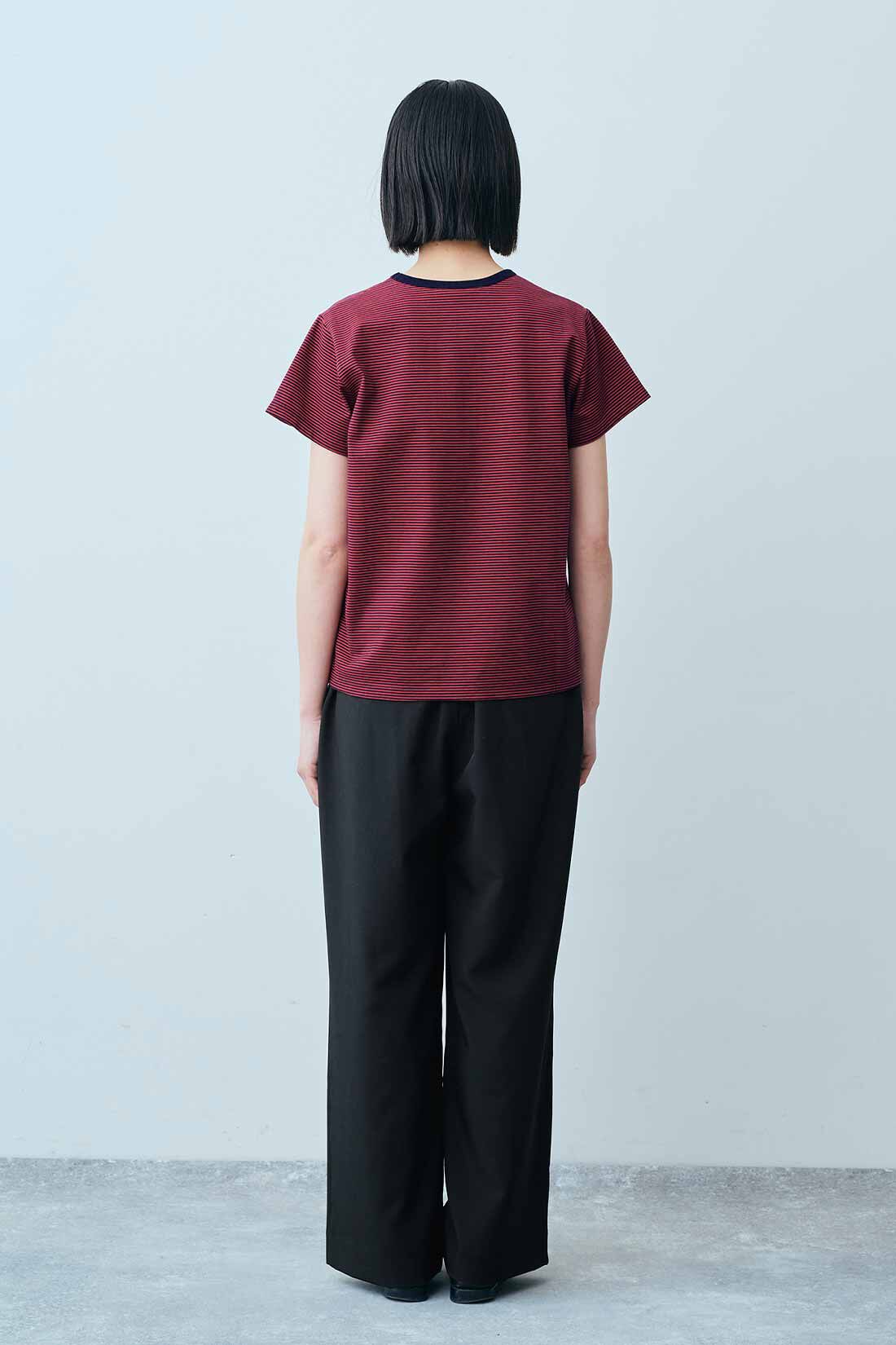 THREE FIFTY STANDARD|THREE FIFTY STANDARD すっきりシルエットのボーダーTシャツの会|モデル身長：163cm　着用サイズ：M