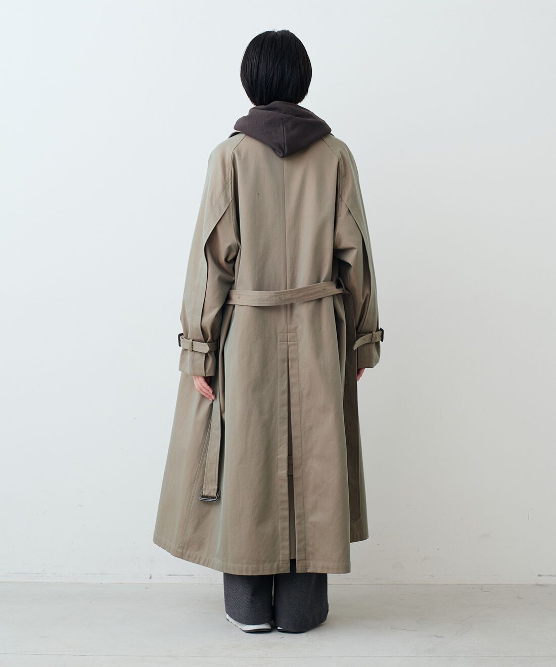 THREE FIFTY STANDARD［スリーフィフティースタンダード］|ＰＥＡＮＵＴＳフライングエースパーカーＴＦＳと千鳥格子のワイドタックパンツ　ＴＦＳのコーディネート|モデル身長：163cm 着用サイズ：M