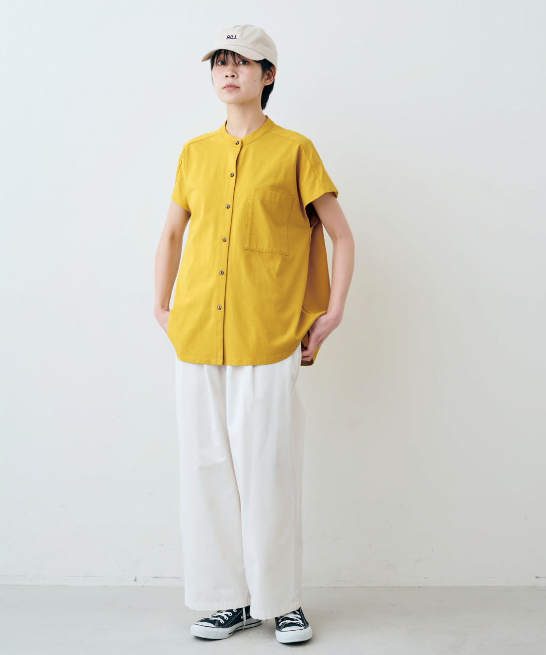 THREE FIFTY STANDARD［スリーフィフティースタンダード］|THREE FIFTY STANDARD　金子敦子さんと作った 接触冷感・吸汗速乾機能がついた カットソーシャツ〈マスタード〉|モデル身長：163cm　着用サイズ：M