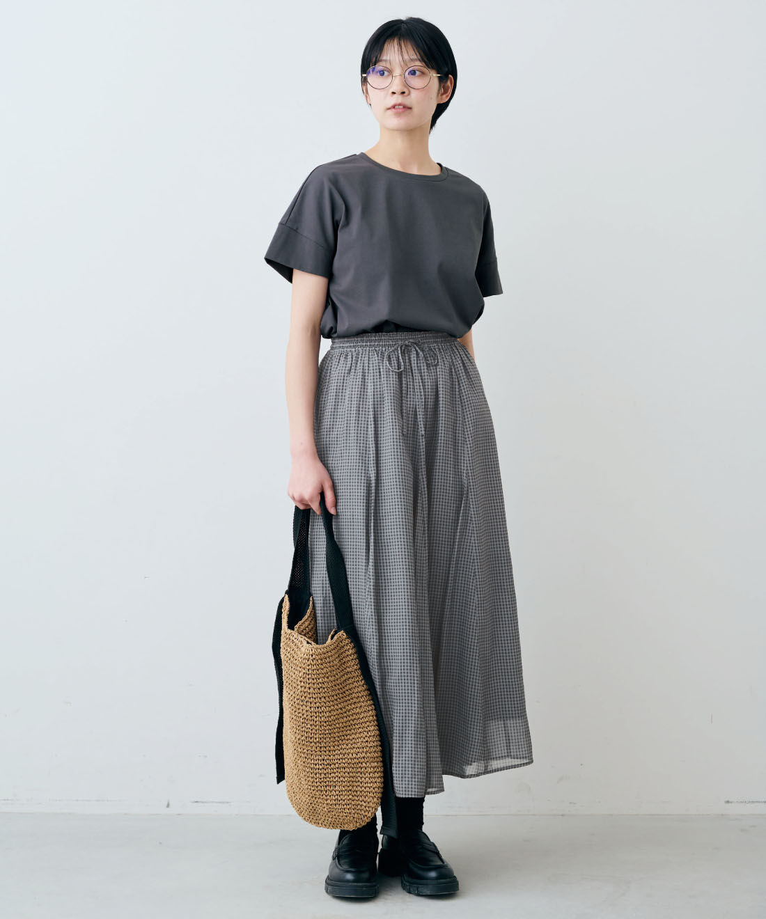 THREE FIFTY STANDARD|THREE FIFTY STANDARD　汗じみ軽減加工のダブルスリーブTシャツの会|モデル身長：163cm　着用サイズ：M