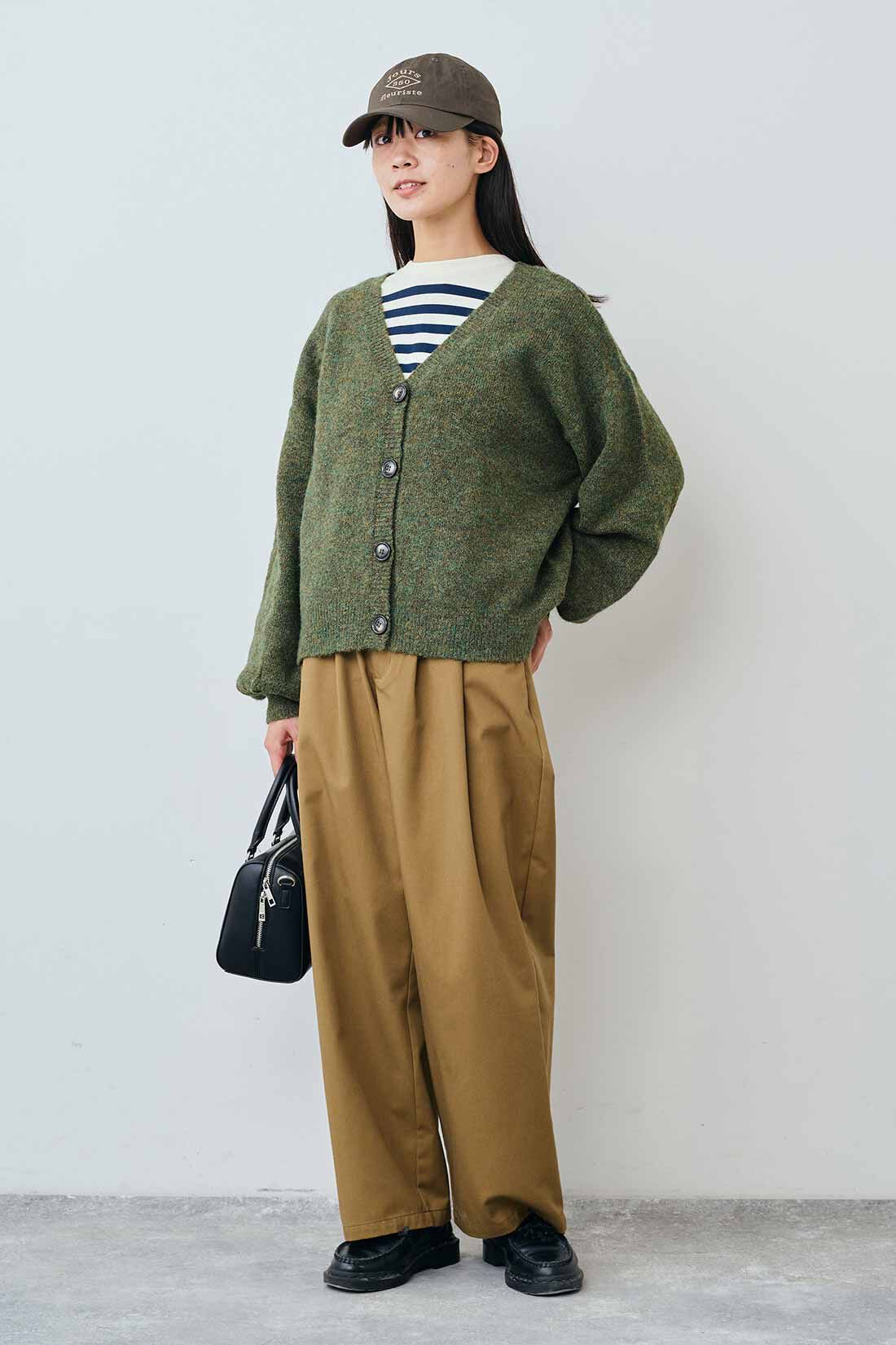 THREE FIFTY STANDARD|THREE FIFTY STANDARD カジュアルすぎないチノパンツ〈キャメル〉|モデル身長：163cm　着用サイズ：M