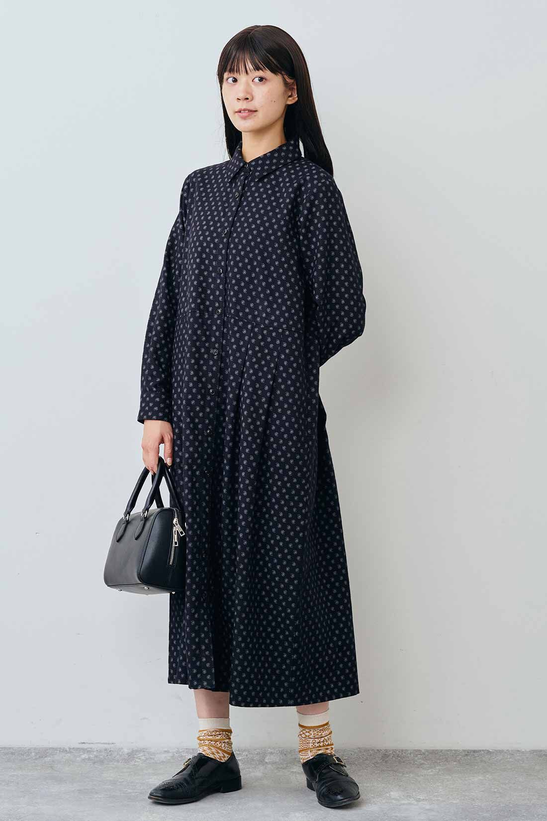 THREE FIFTY STANDARD|THREE FIFTY STANDARD ペイズリー柄のシャツワンピース〈ブラック〉|モデル身長：163cm　着用サイズ：M