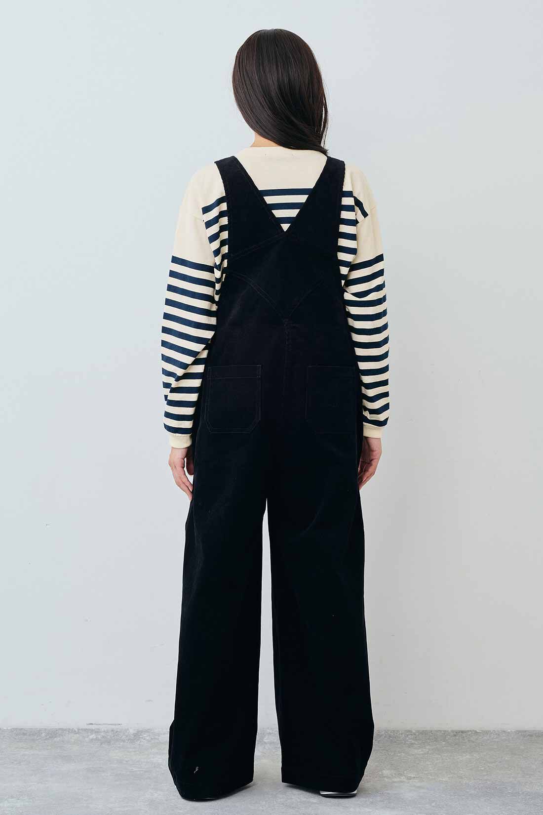 THREE FIFTY STANDARD|コーデュロイオーバーオール〈ブラック〉のコーディネート