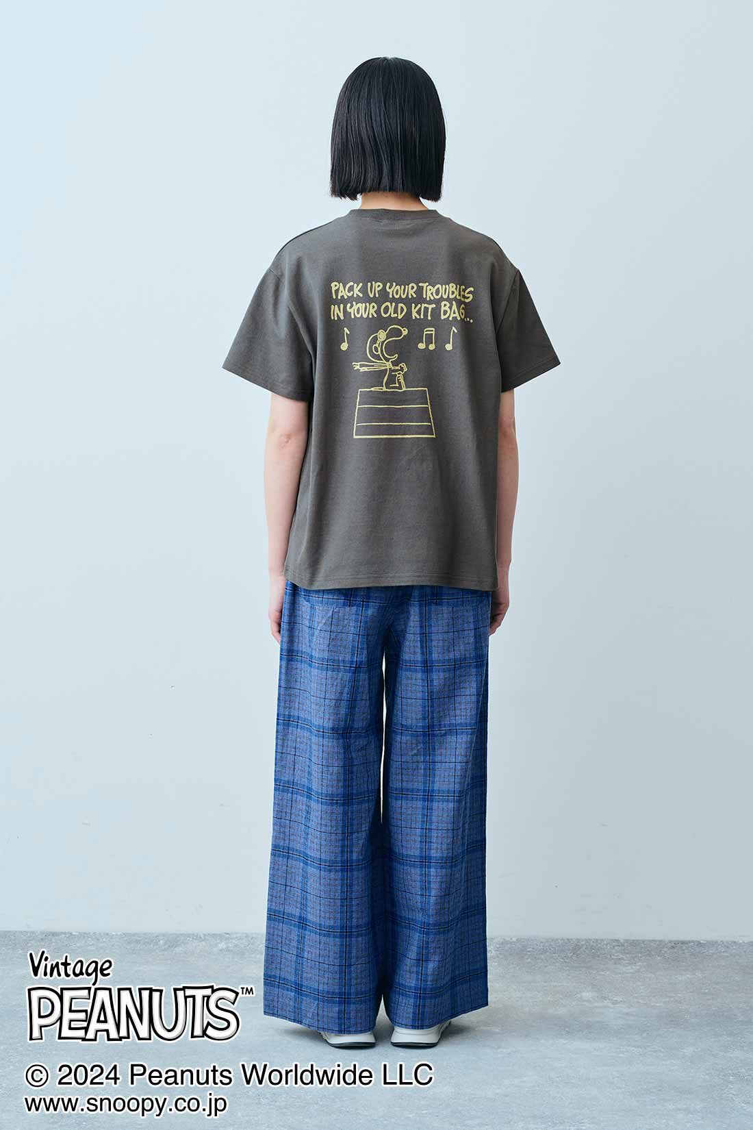 THREE FIFTY STANDARD|THREE FIFTY STANDARD PEANUTS〈スヌーピー＆フレンズ〉ロゴプリントTシャツの会|モデル身長：163cm　着用サイズ：M