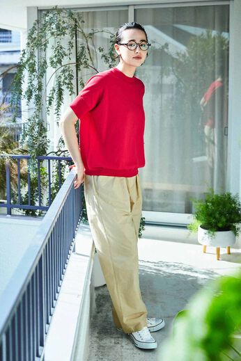 THREE FIFTY STANDARD | ラフなテーパードパンツ〈ベージュ〉