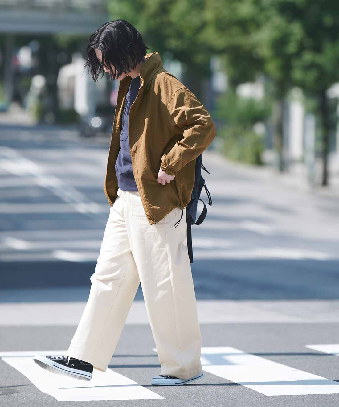 THREE FIFTY STANDARD［スリーフィフティースタンダード］|クルーネックスウェットトップスＣＨ　ＴＦＳとワイドベイカーパンツＷＨ　ＴＦＳのコーディネート