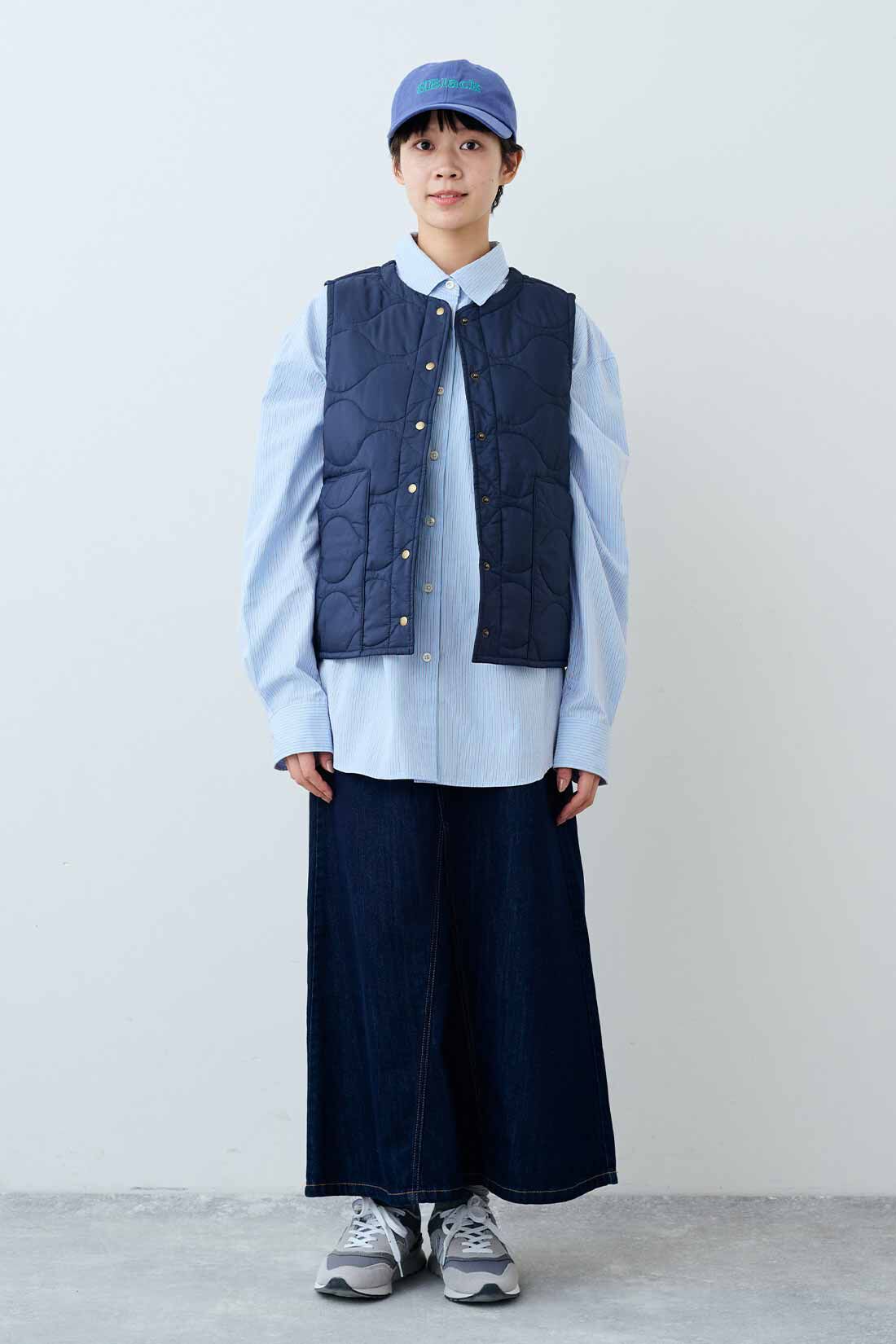 THREE FIFTY STANDARD|THREE FIFTY STANDARD　サーモライトのキルティングベスト〈ネイビー〉|モデル身長：163cm　着用サイズ：M
