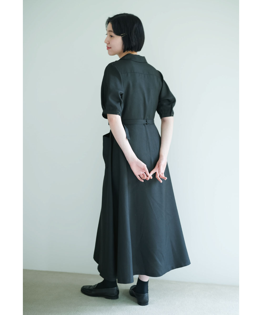 THREE FIFTY STANDARD|THREE FIFTY STANDARD　小谷 実由さんと作った 共ベルトのついたワンピース〈ブラック〉