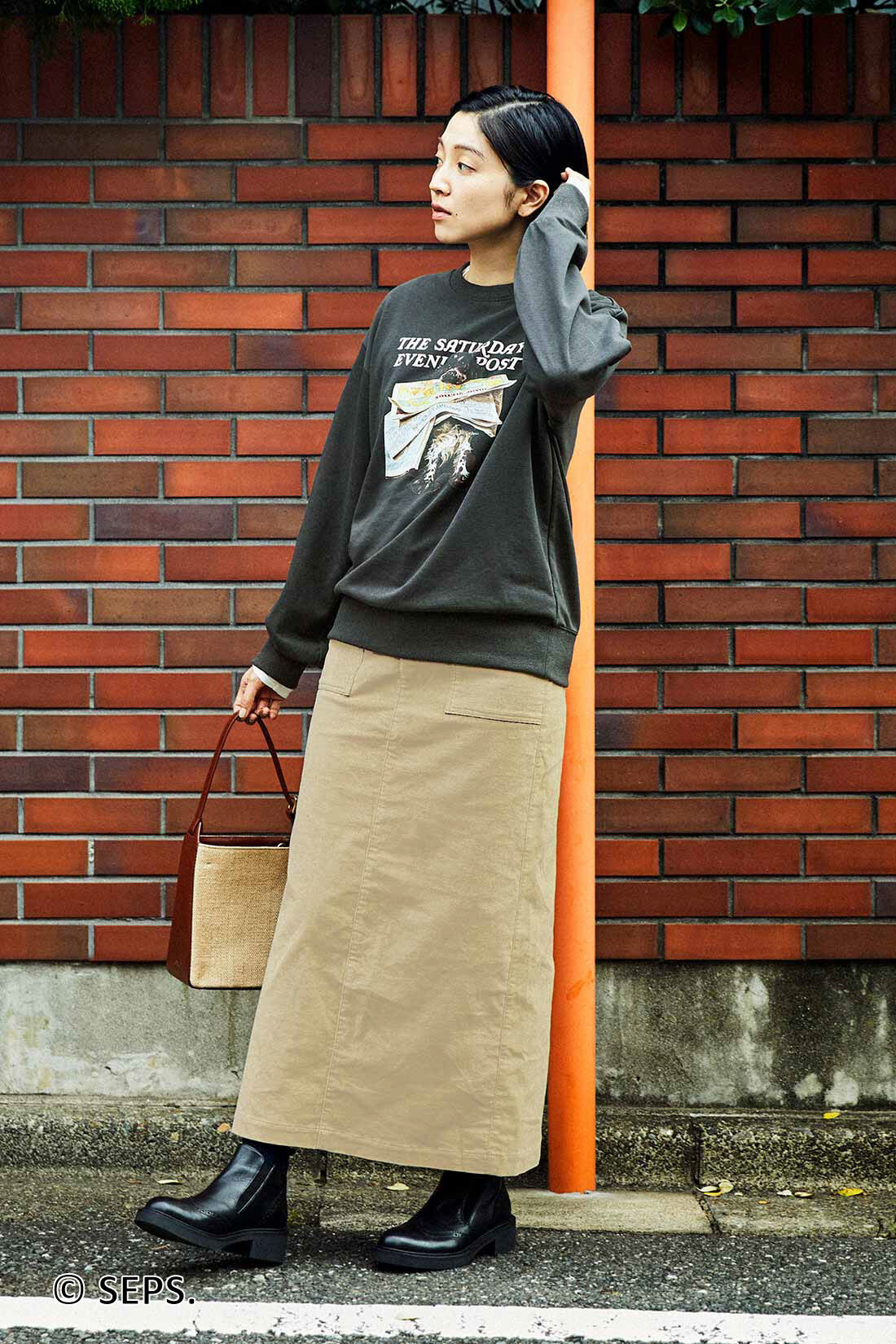 THREE FIFTY STANDARD|THREE FIFTY STANDARD Saturday Evening Post ヴィンテージライクプリントトレーナー〈チャコールグレー〉