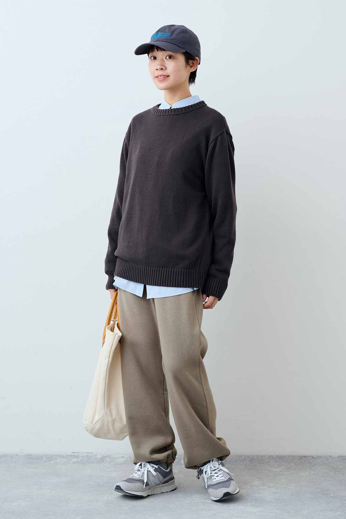 THREE FIFTY STANDARD|小谷 実由さんと作った ストライプのシャツ〈ブルー〉と裏起毛カットソーパンツの会のコーディネート|モデル身長：163cm 着用サイズ：M