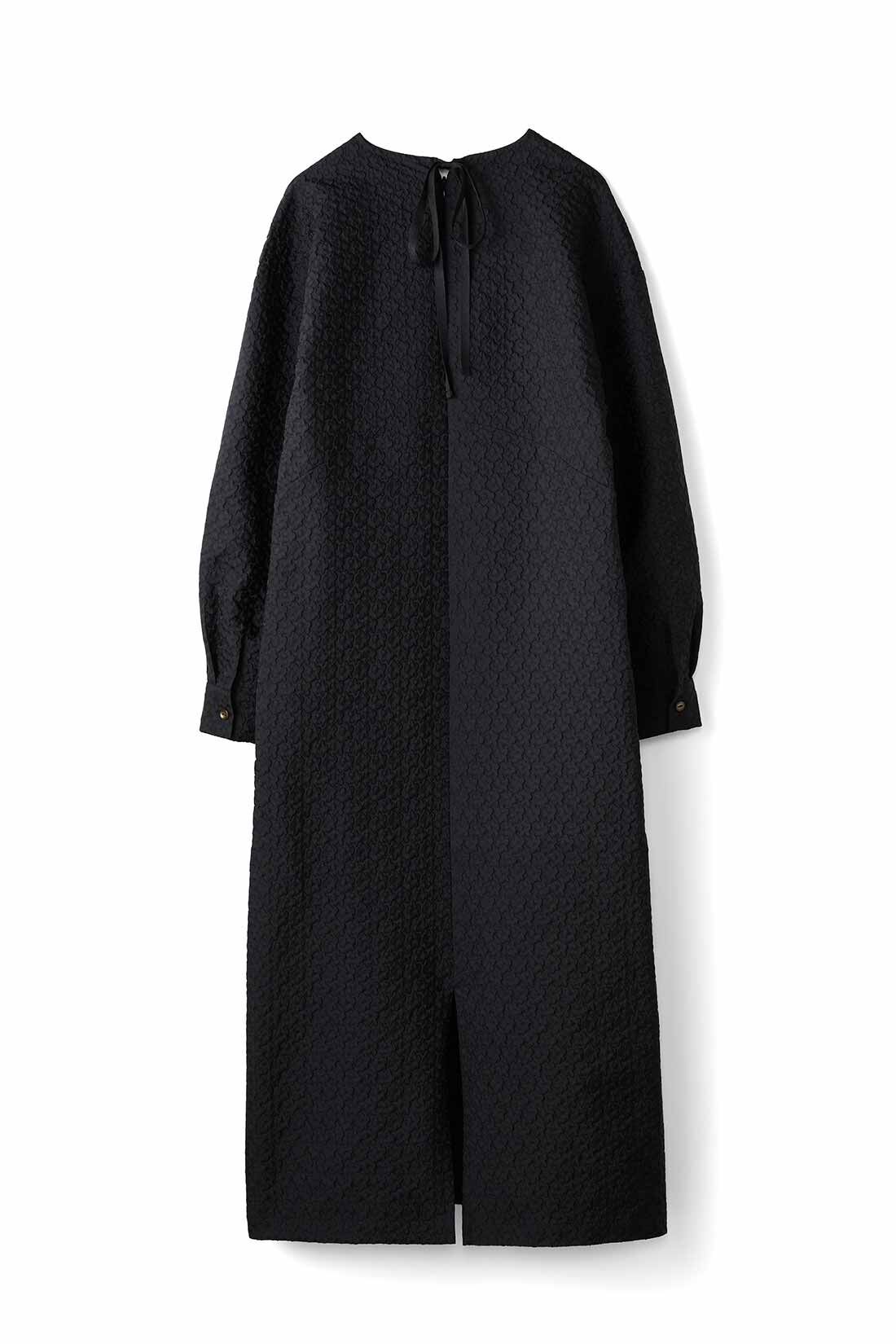 THREE FIFTY STANDARD|THREE FIFTY STANDARD 小谷 実由さんと作った 表情のある黒のワンピース〈ブラック〉|BACK