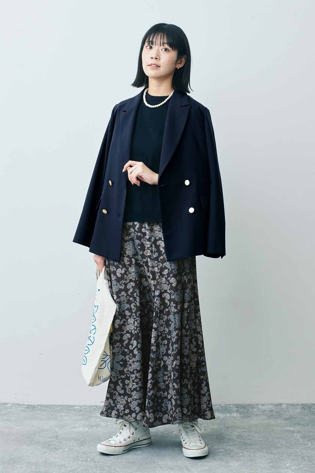 THREE FIFTY STANDARD|ダブルフロントジャケットＮＶ　ＴＦＳとワイドシルエットのニットプルオーバー　ＴＦＳとミュルーズモダンスカートＢＫ　ＴＦＳのコーディネート|モデル身長：163cm 着用サイズ：M