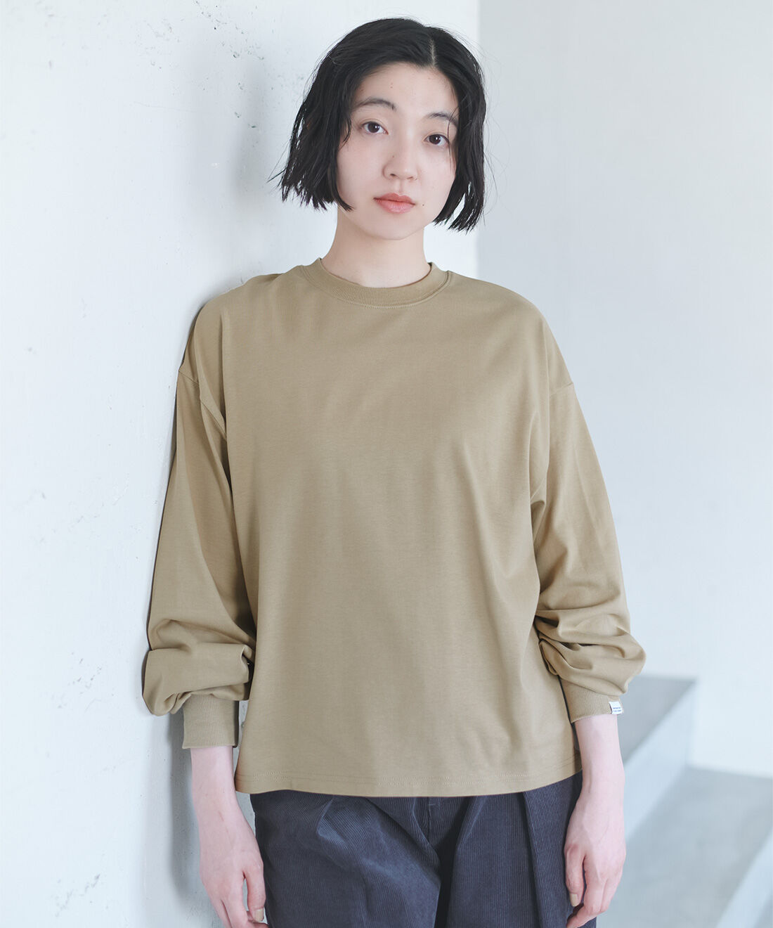 THREE FIFTY STANDARD［スリーフィフティースタンダード］|吸水速乾長袖Ｔシャツ　ＴＦＳと小谷　実由さんと作ったコーデュロイパンツＴＦＳのコーディネート