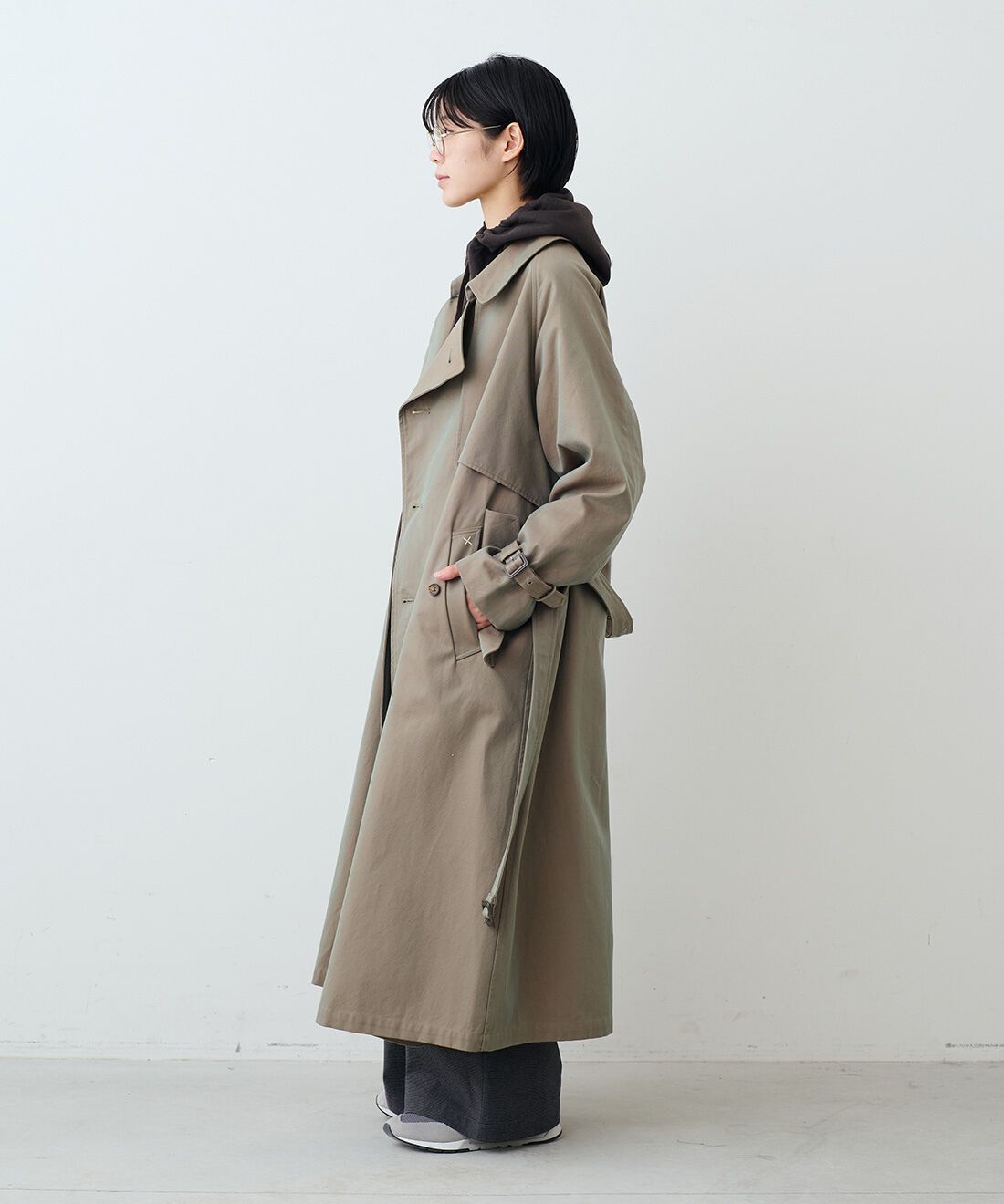 THREE FIFTY STANDARD［スリーフィフティースタンダード］|ＰＥＡＮＵＴＳフライングエースパーカーＴＦＳと千鳥格子のワイドタックパンツ　ＴＦＳのコーディネート|モデル身長：163cm 着用サイズ：M