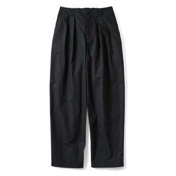 THREE FIFTY STANDARD | ラフなシルエットのテーパードパンツ〈ブラック〉