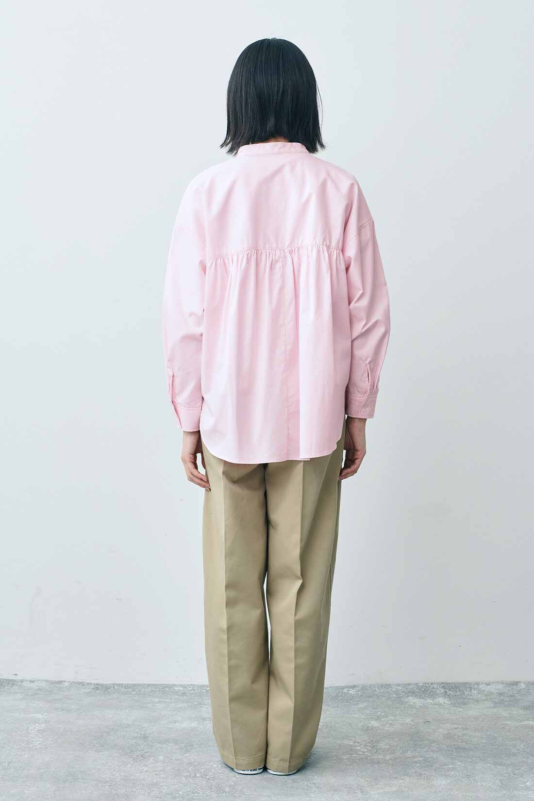 THREE FIFTY STANDARD|THREE FIFTY STANDARD ライトピンクのスタンドカラーのシャツ|モデル身長：163cm 着用サイズ：M