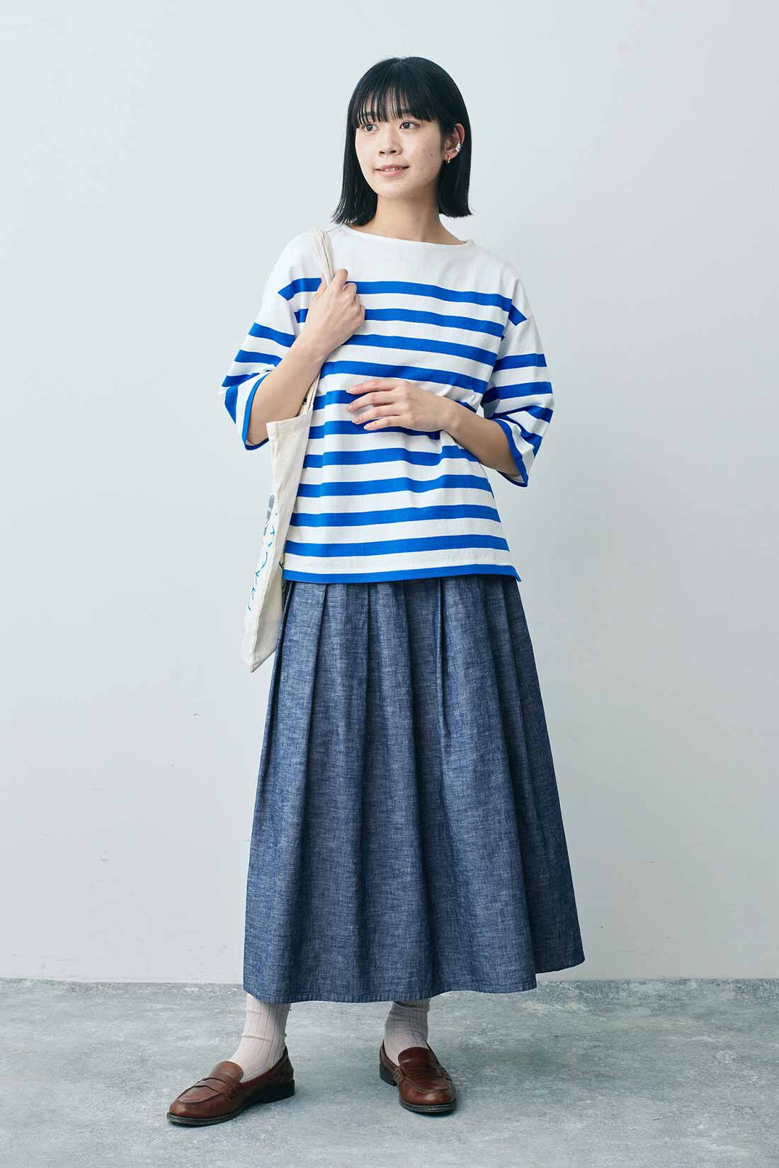 THREE FIFTY STANDARD［スリーフィフティースタンダード］|THREE FIFTY STANDARD パネルボーダーTシャツ〈ロイヤルブルー〉|モデル身長：163cm 着用サイズ：M