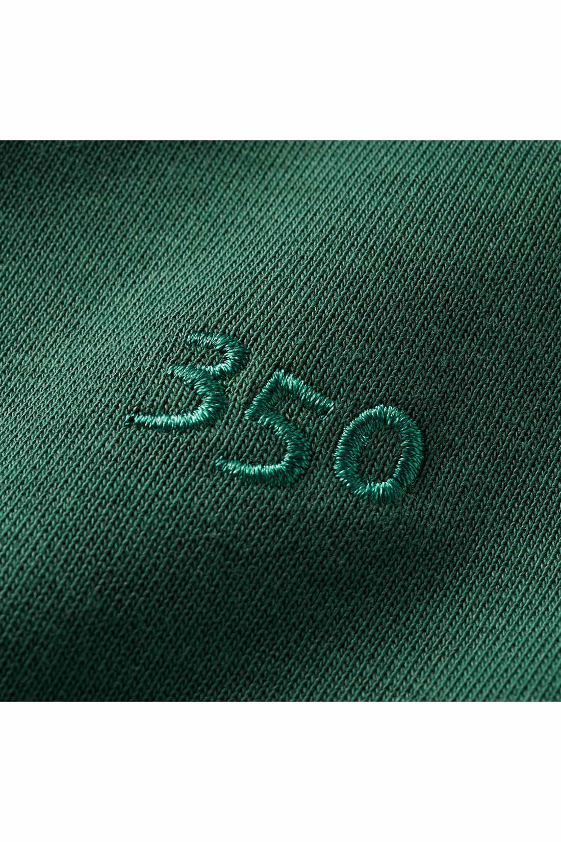 THREE FIFTY STANDARD|THREE FIFTY STANDARD Vネックカーディガン〈グリーン〉|身生地と同系色の胸もとの刺しゅうがさりげないアクセント。