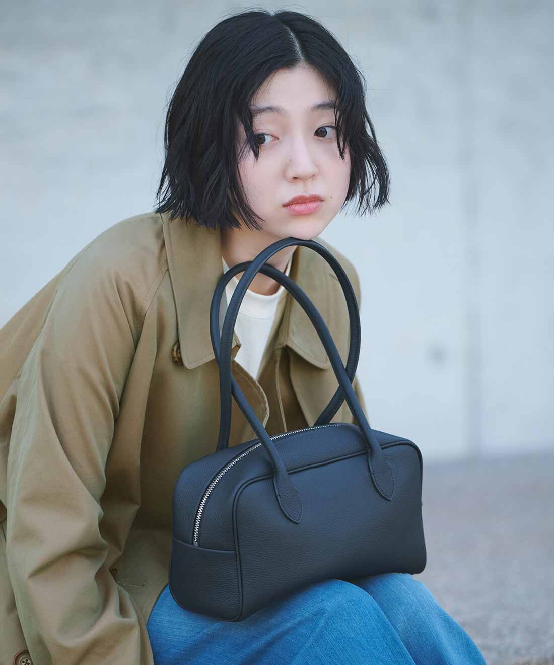 THREE FIFTY STANDARD|小谷　実由さんと作った玉虫トレンチコートＴＦＳとラップデニムワイドパンツＴＦＳのコーディネート
