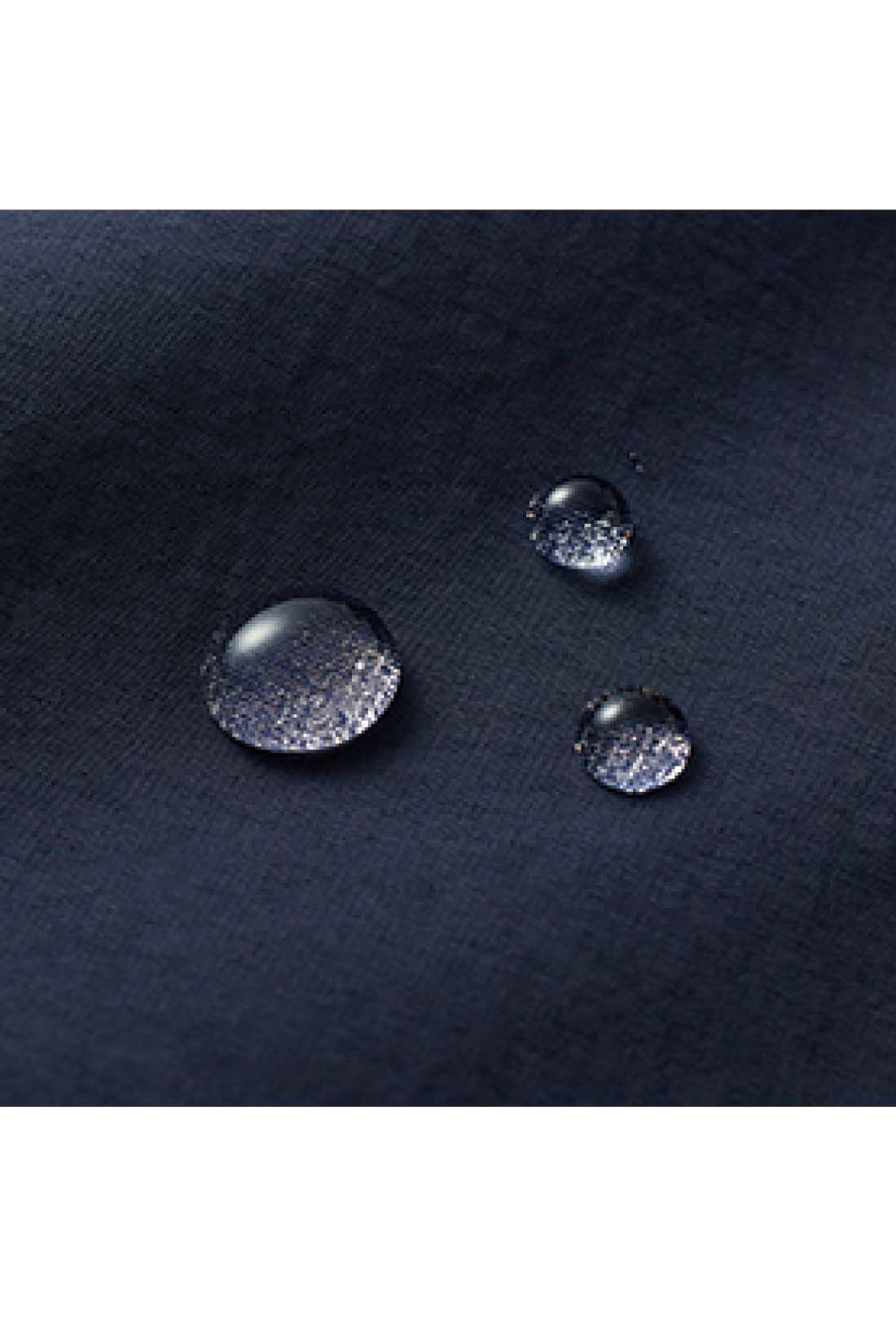 THREE FIFTY STANDARD|THREE FIFTY STANDARD　軽量ナイロンパーカー〈ネイビー〉|軽く丈夫なナイロン生地。水をはじいて汚れにくい撥水加工を、表面にほどこしました。
