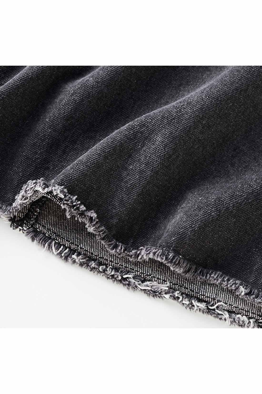 THREE FIFTY STANDARD|THREE FIFTY STANDARD カットヘムのブラックデニムスカート|しっかりとした程よい厚みの11オンス生地です。