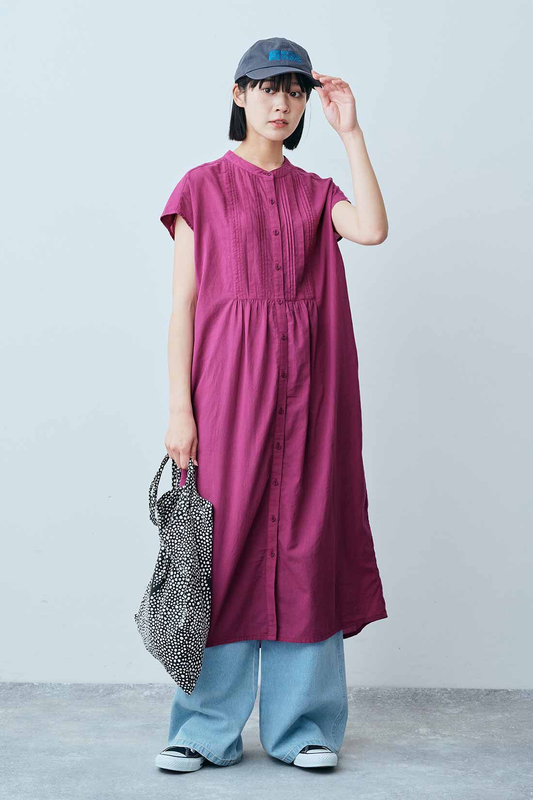 THREE FIFTY STANDARD|THREE FIFTY STANDARD フロントピンタックのフレンチスリーブワンピース〈フューシャピンク〉|モデル身長：163cm　着用サイズ：M