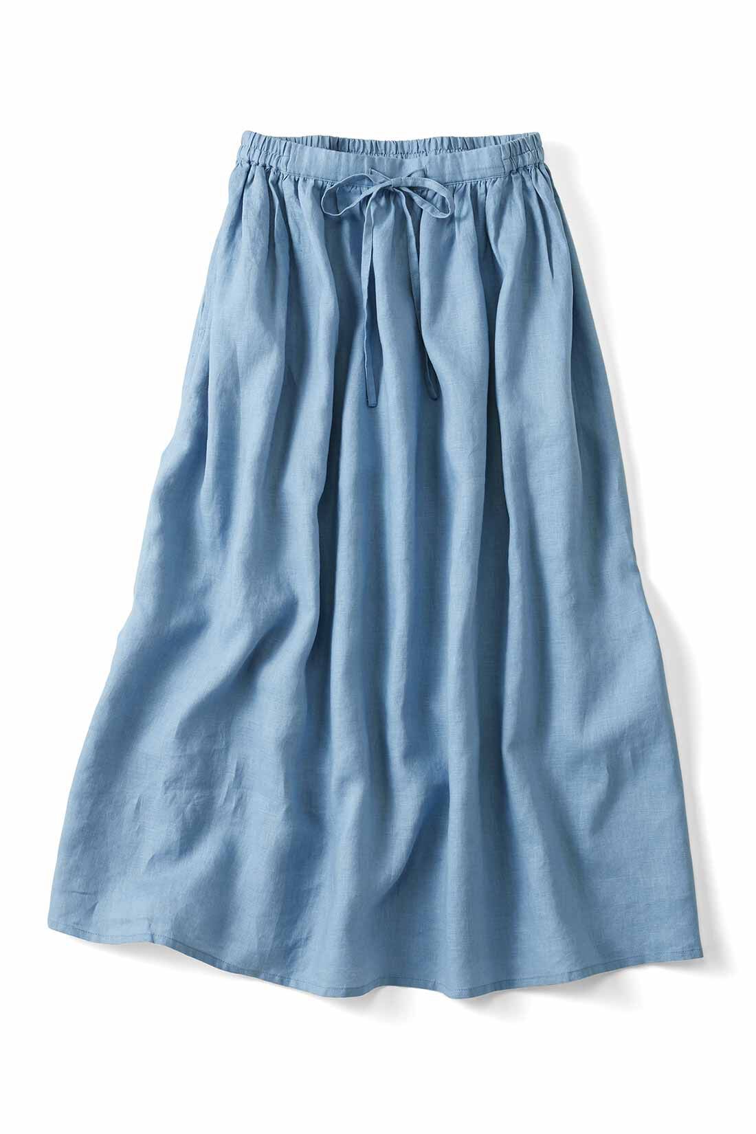 THREE FIFTY STANDARD|THREE FIFTY STANDARD 麻100％のたっぷりギャザーロングスカート〈ブルー〉|リボンでかわいさをほんのり漂わせ、ウエストゴム仕様だからいつでもリラックス。夏の海辺もおこもりタイムにもピッタリ。