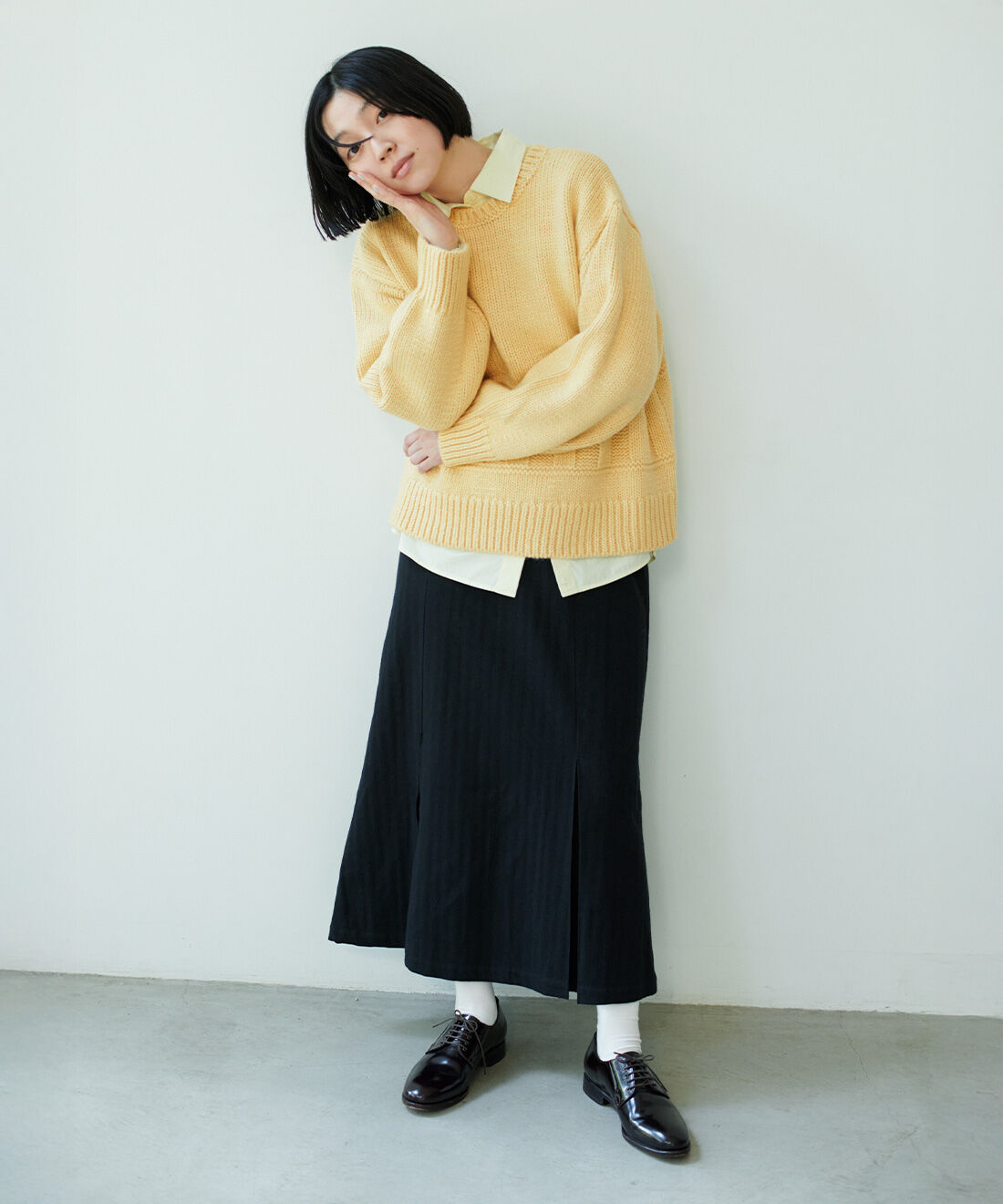 THREE FIFTY STANDARD|小谷実由さんと作ったローゲージニット〈クリーム〉のコーディネート