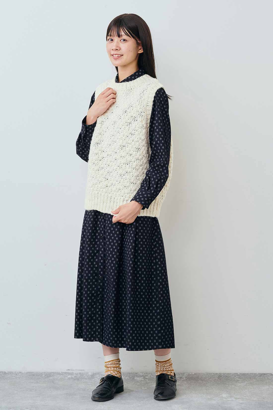 THREE FIFTY STANDARD|THREE FIFTY STANDARD ペイズリー柄のシャツワンピース〈ブラック〉|モデル身長：163cm　着用サイズ：M