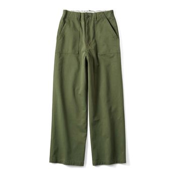 THREE FIFTY STANDARD | ベーシックなベイカーパンツ〈カーキグリーン〉