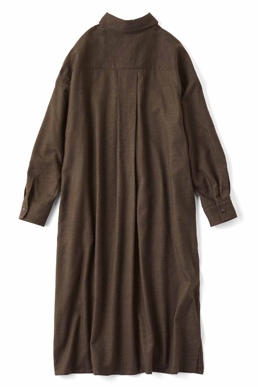 THREE FIFTY STANDARD|THREE FIFTY STANDARD ミニチェックのシャツワンピース〈カーキ〉|BACK