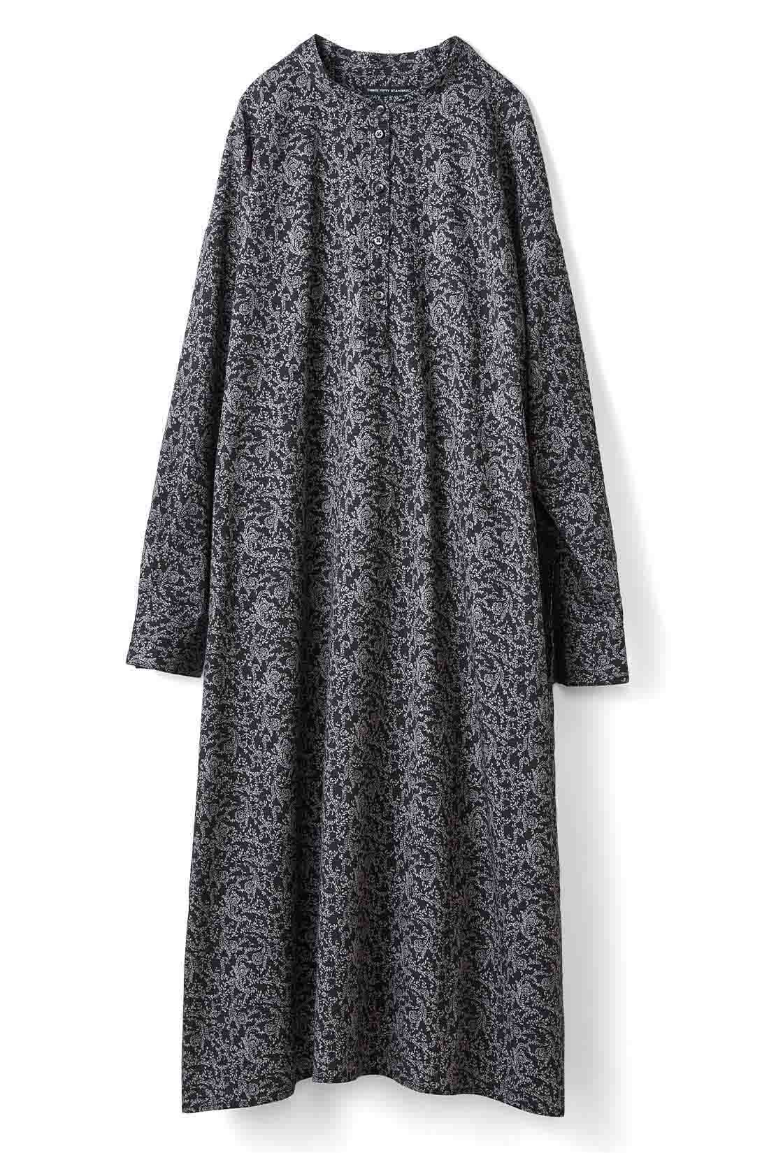 THREE FIFTY STANDARD|THREE FIFTY STANDARD モノトーンのフラワープリントワンピース〈ブラック〉