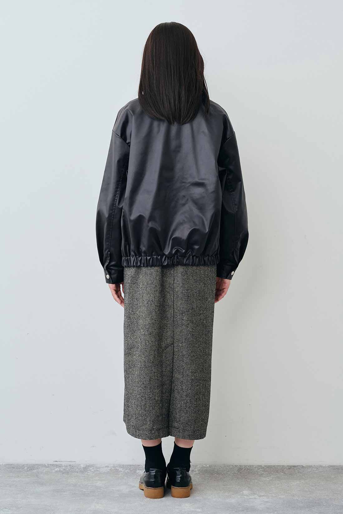 THREE FIFTY STANDARD|THREE FIFTY STANDARD ヴィンテージライクなチンツ加工のブルゾン〈ブラック〉|モデル身長：163cm　着用サイズ：M