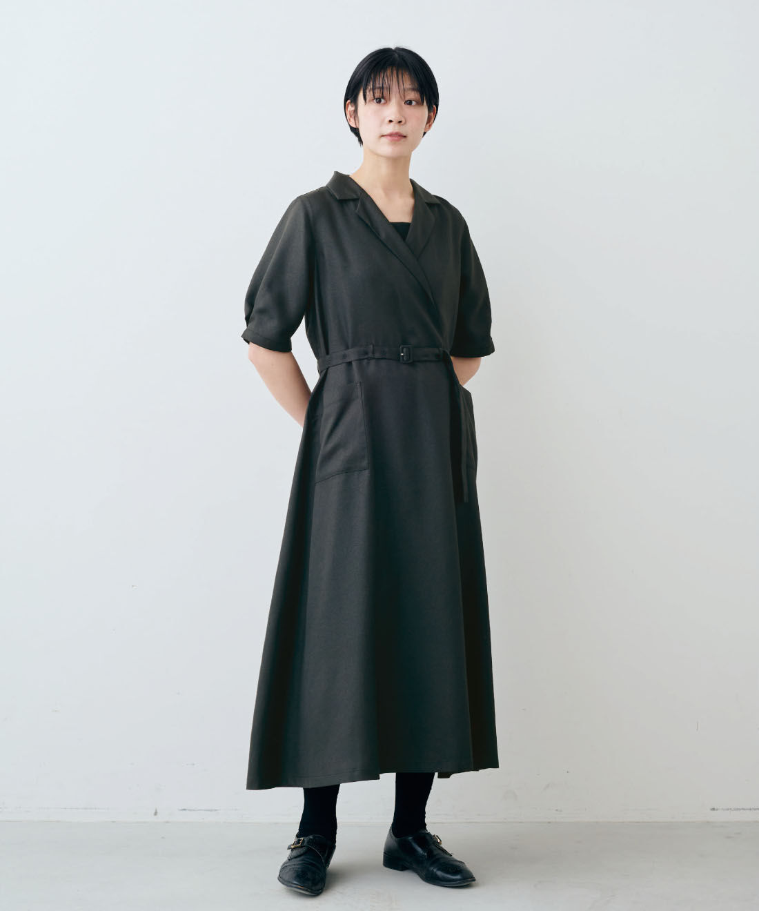 THREE FIFTY STANDARD［スリーフィフティースタンダード］|THREE FIFTY STANDARD　日本製のレーヨンシルク混ソックスの会|モデル身長：163cm　着用サイズ：M